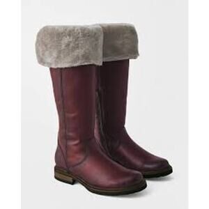 NIB Frye Veronica Shearling Tall Boots in Redwood